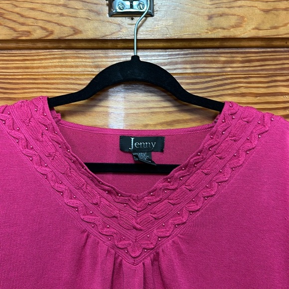 Jenny Fuchsia Sweater size XL with detail on the V Neck - Picture 2 of 5